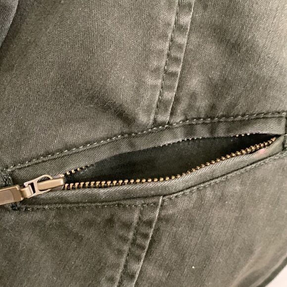 Coldwater Creek 4-6 Olive Green Zipper  Front Long Sleeve Pockets Woman’s Jacket - Picture 4 of 16